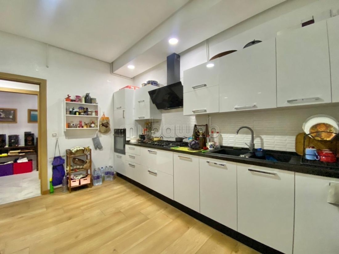 A vendre appartement S3 à la Soukra