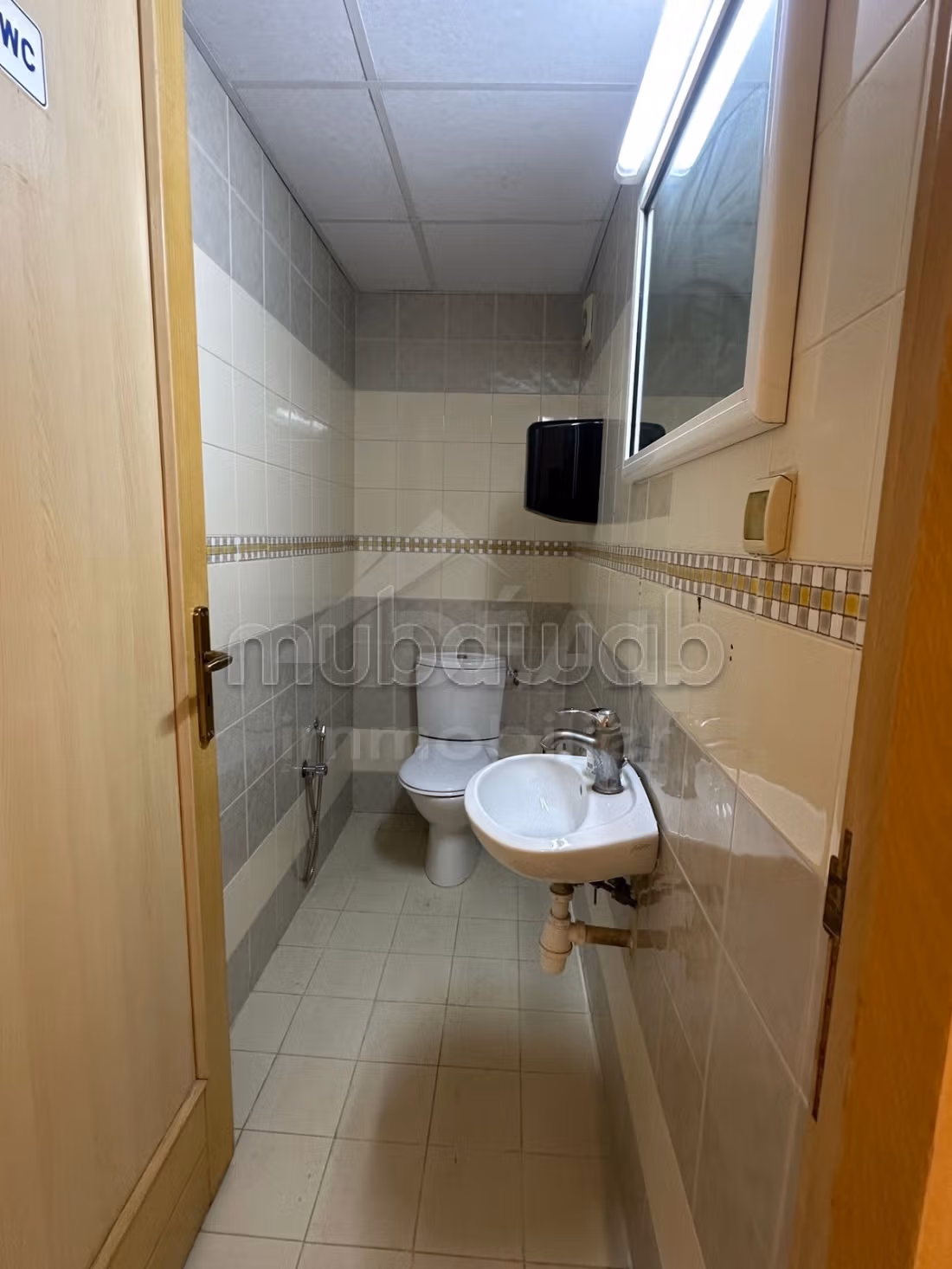ÀL Bureau de 150m² – Lac 1