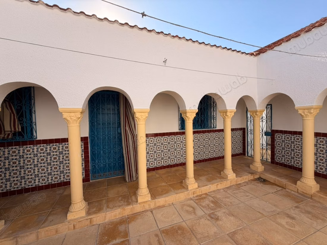 Arabesque House S3 for sale in Cité Riadh Kélibia