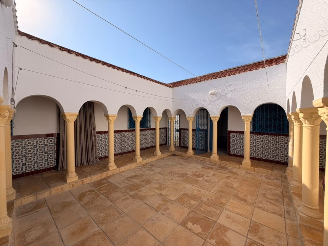 Arabesque House S3 for sale in Cité Riadh Kélibia