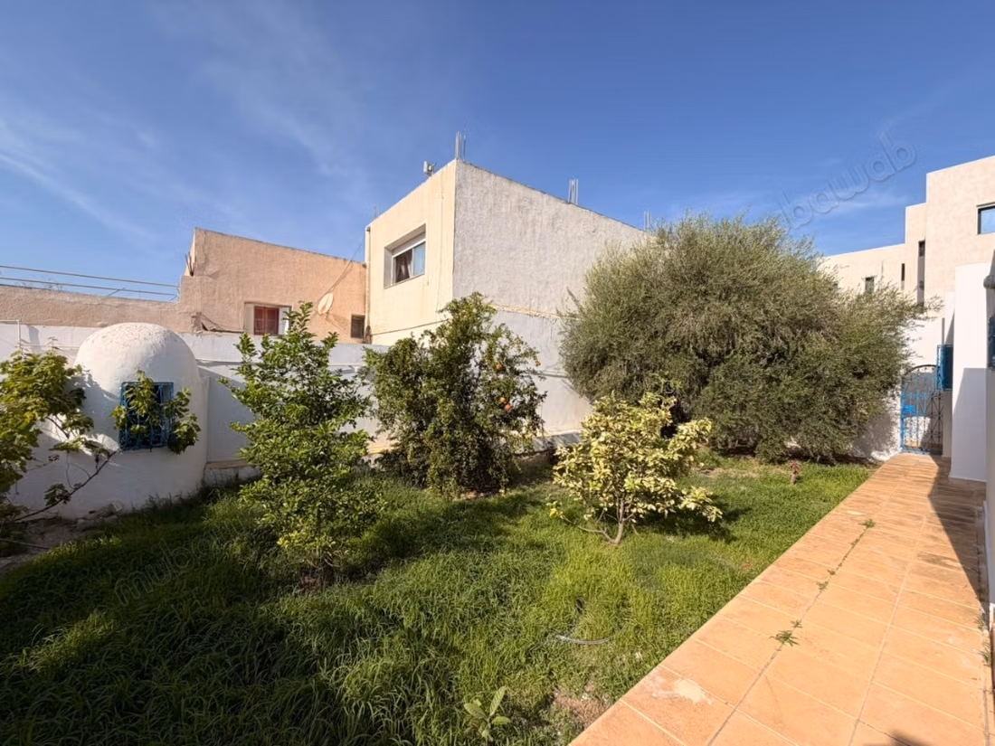 Arabesque House S3 for sale in Cité Riadh Kélibia