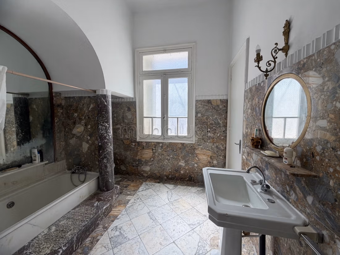 A vendre une villa au Belvedère