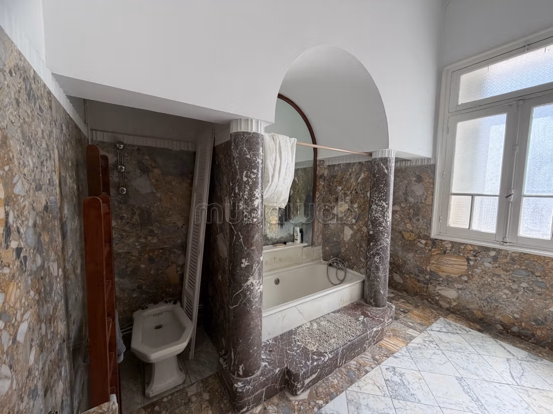 A vendre une villa au Belvedère
