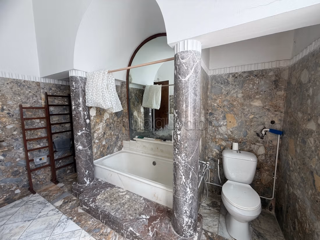 A vendre une villa au Belvedère
