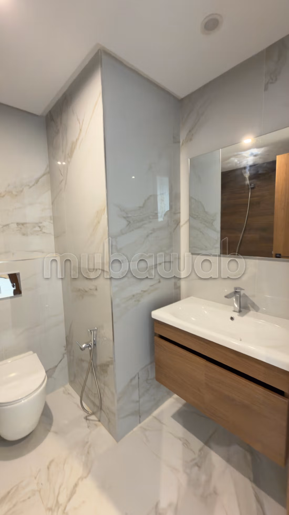 À louer s2 jamais habité residence avec salle de sport