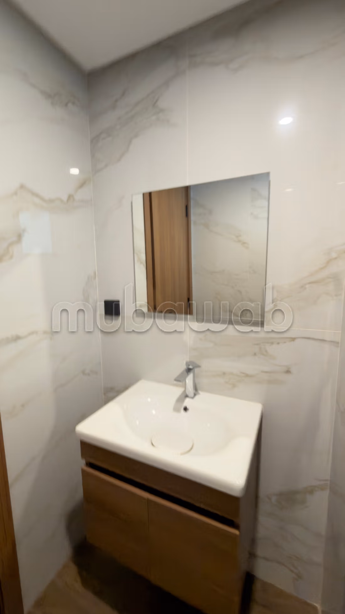 À louer s2 jamais habité residence avec salle de sport