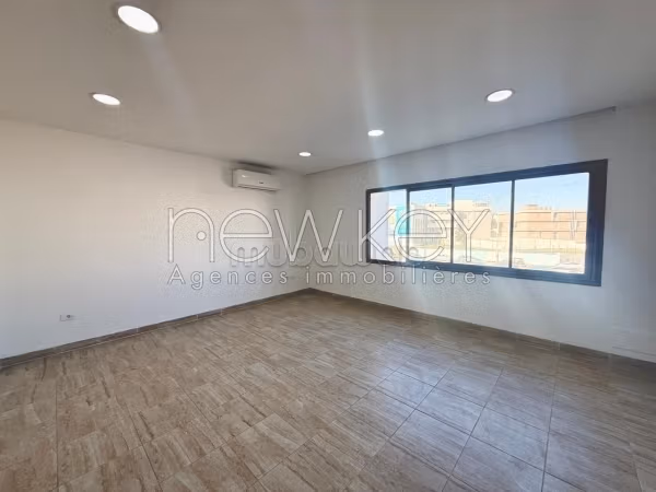 Bureaux A2 à louer a la zone d'activité Khair Eddine