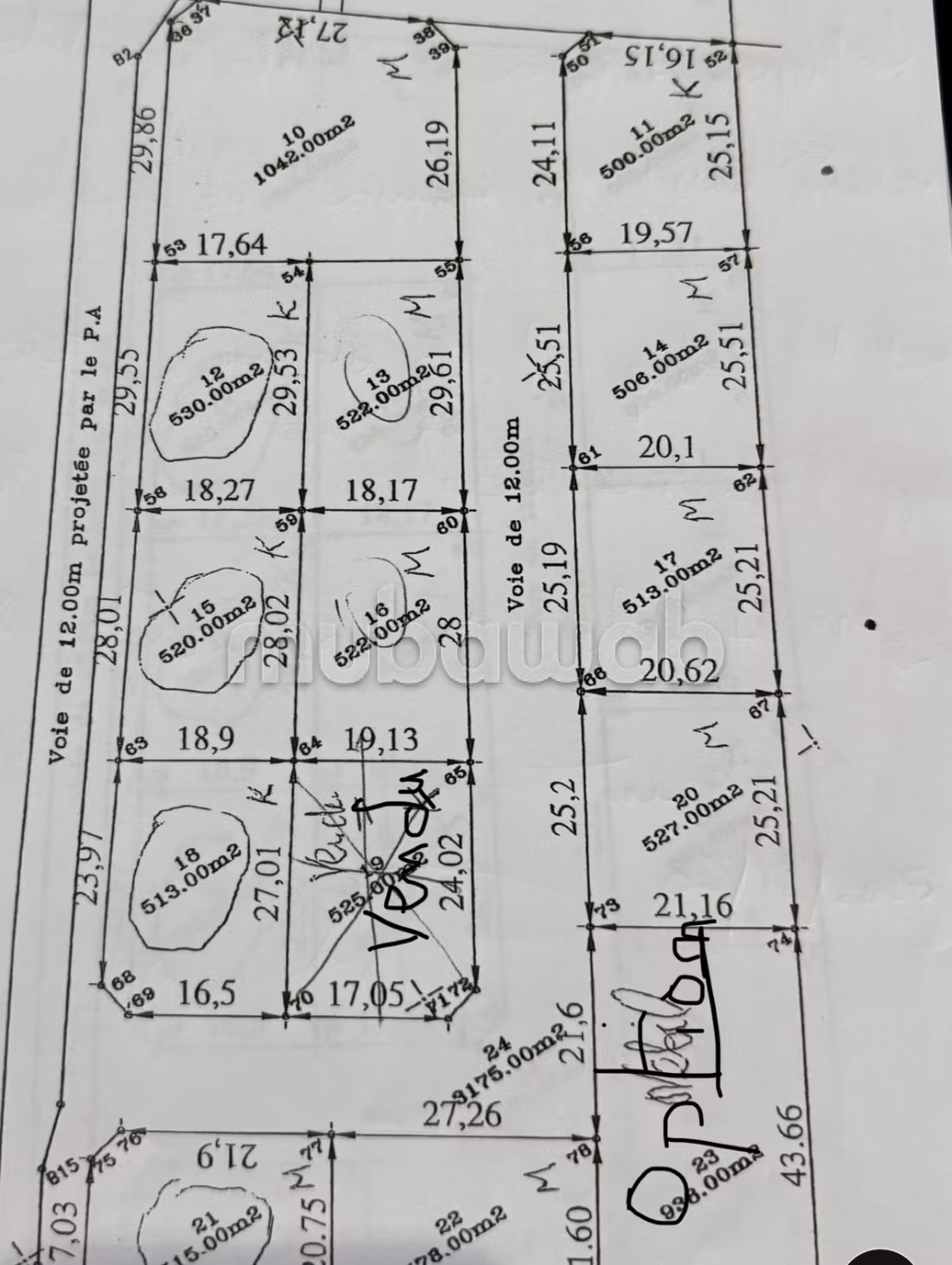 Terrain à vendre à Chotrana 2. Surface de 500 m²