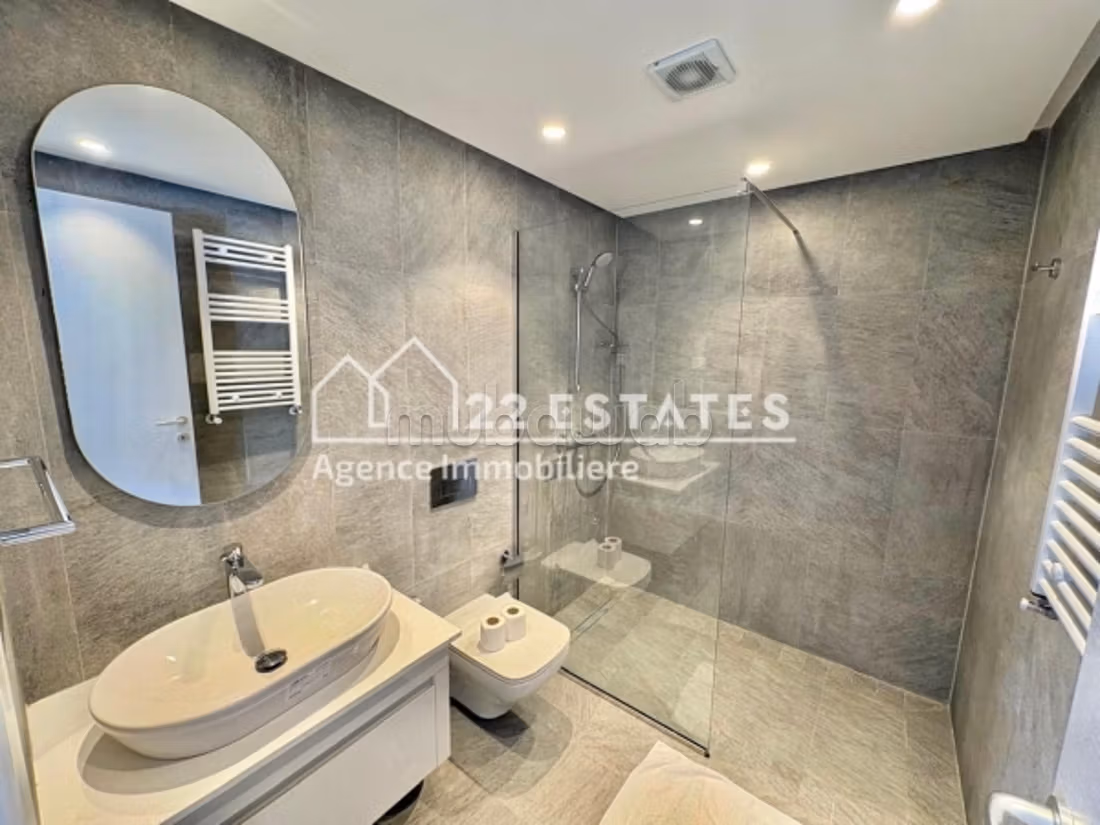 Villa S3 arredata con piscina a Gammarth