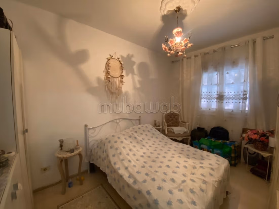 Fabulous apartment for sale in El Mourouj 3.3 rooms. Secured residence