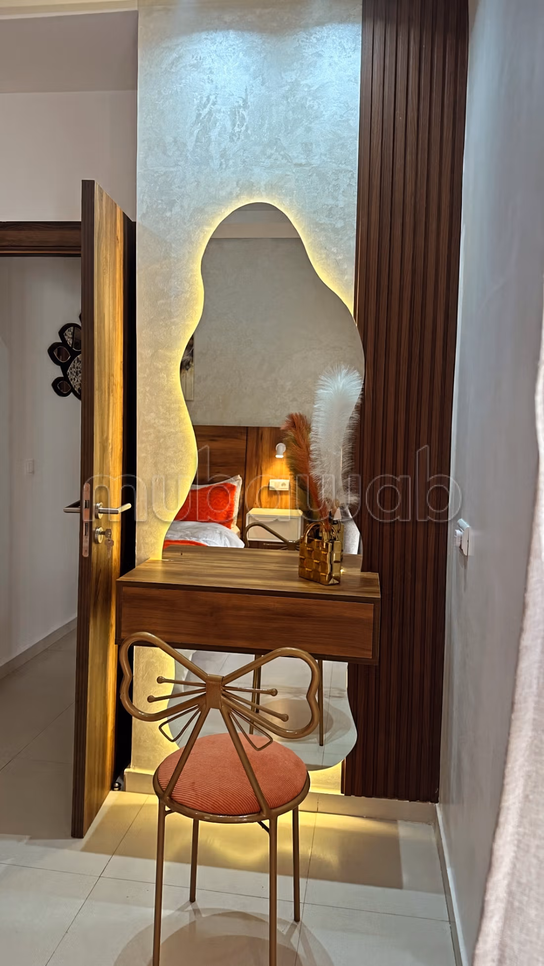 Splendido appartamento in affitto a Anza. 2 camere da letto. Salone marocchino e antenna parabolica