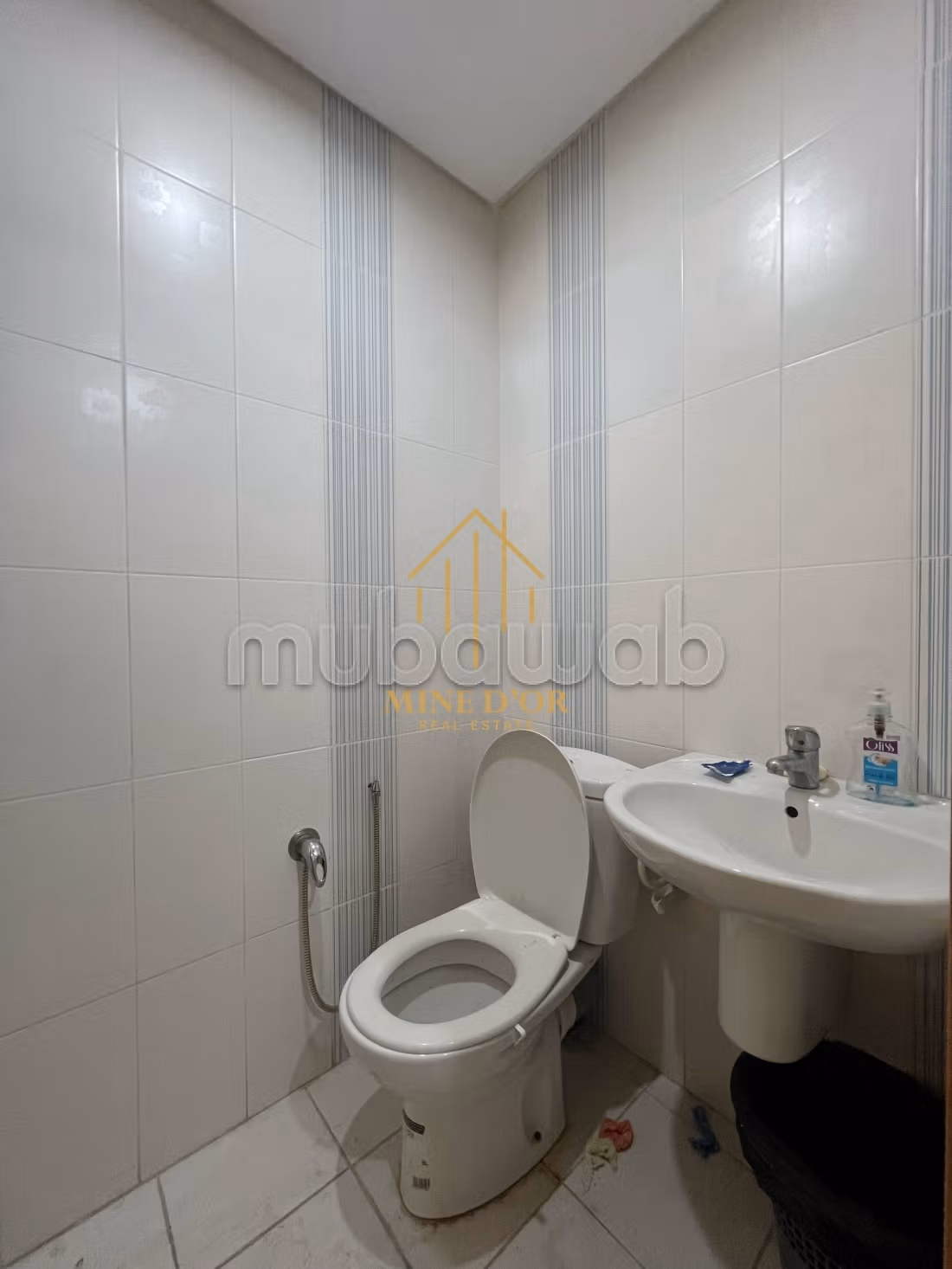 À vendre bureau H2 à Montplaisir