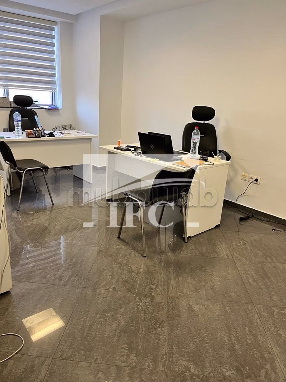 Bureau en 9 espaces 400m² CUN IFCU44