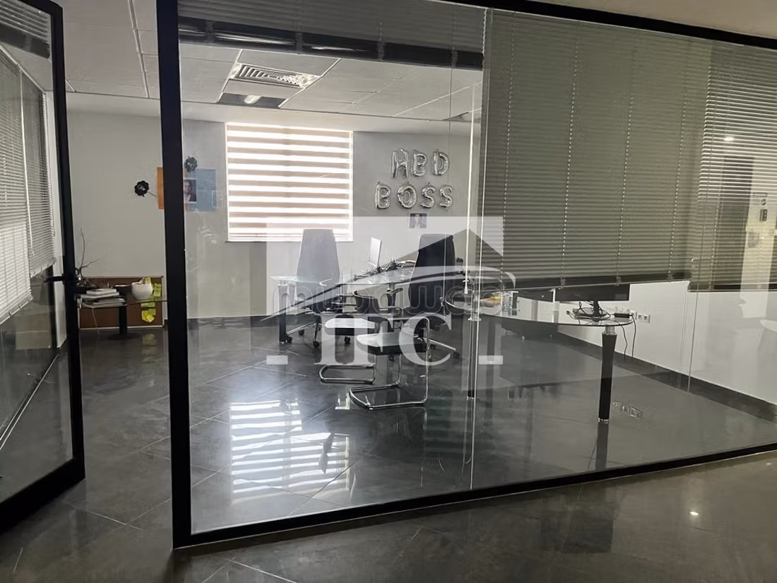 Bureau en 9 espaces 400m² CUN IFCU44