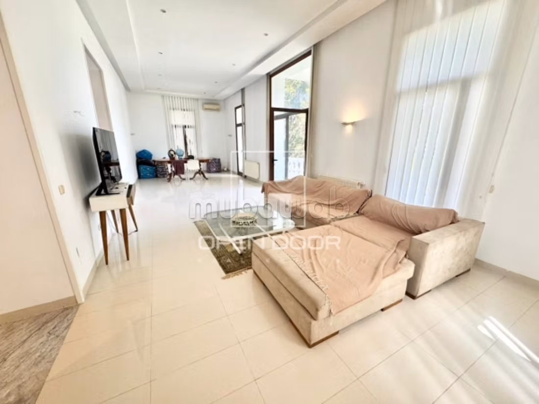 Superbo piano di villa con 3 suite e terrazza - P