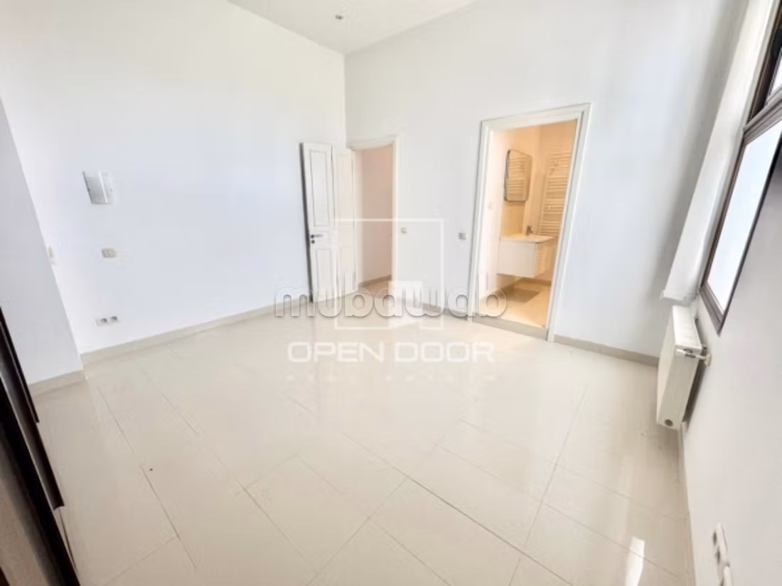 Superbo piano di villa con 3 suite e terrazza - P