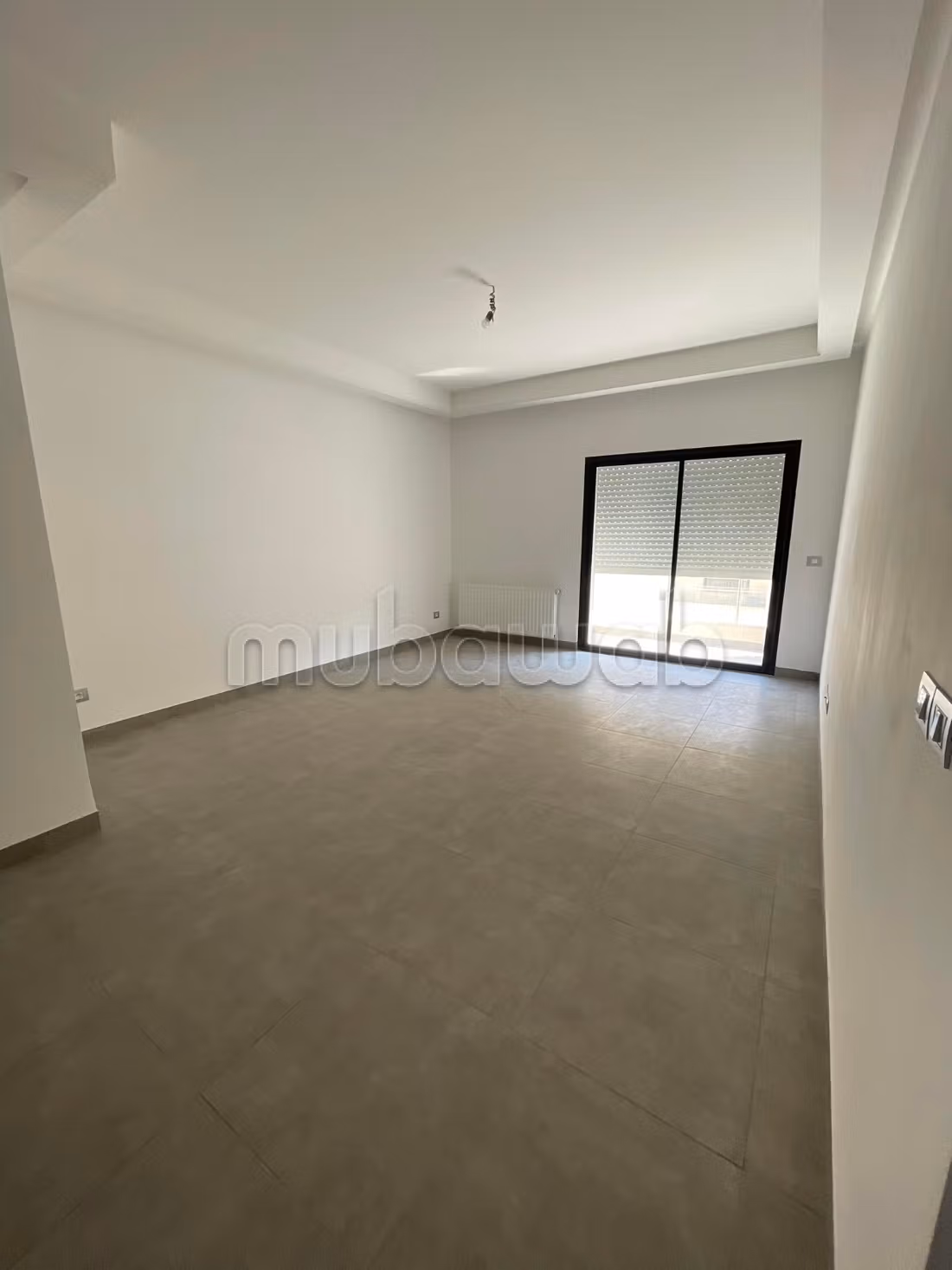 Lovely apartment for rent in Les Jardins de Carthage. 3 beautiful rooms. Carpark and elevator