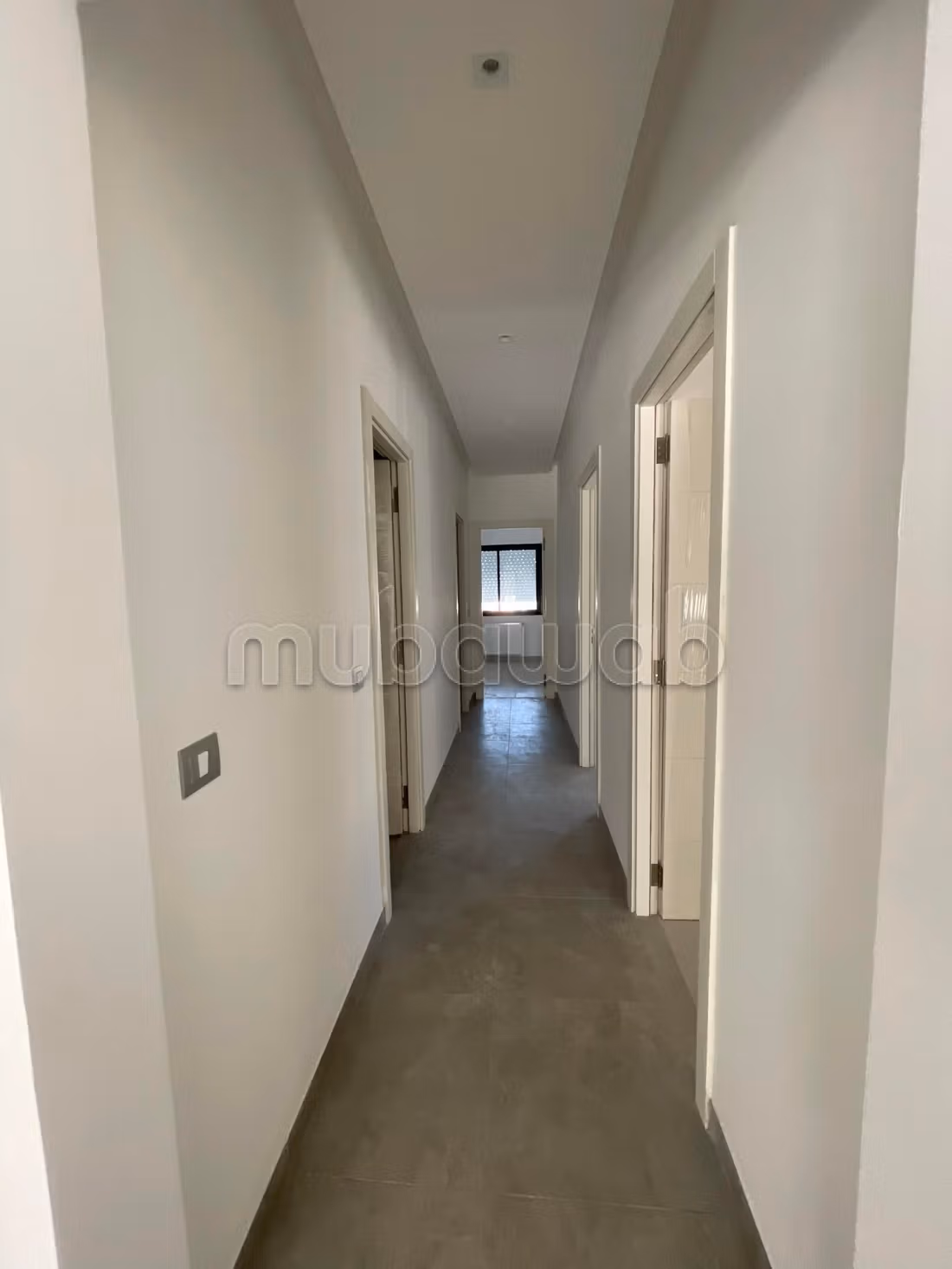 Lovely apartment for rent in Les Jardins de Carthage. 3 beautiful rooms. Carpark and elevator