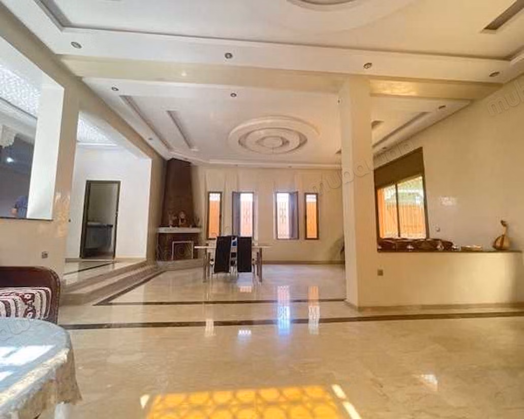 Villa à Louer de 385.0 m² à Marrakech, Targa