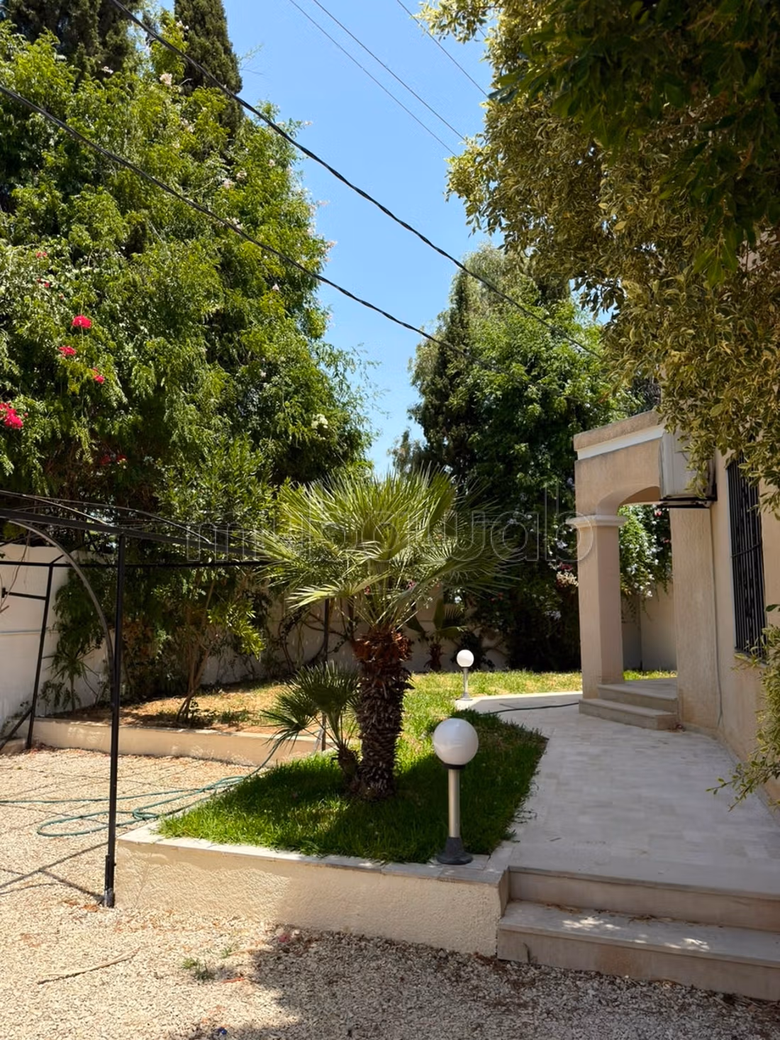 For rent a villa in La Soukra