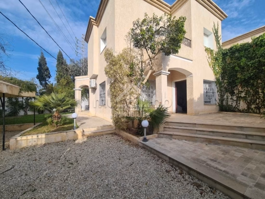 In affitto una villa a La Soukra