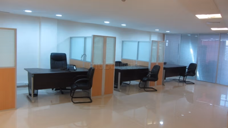 Alquiler de oficinas en Sidi Belyout.Superficie total 167 m²
