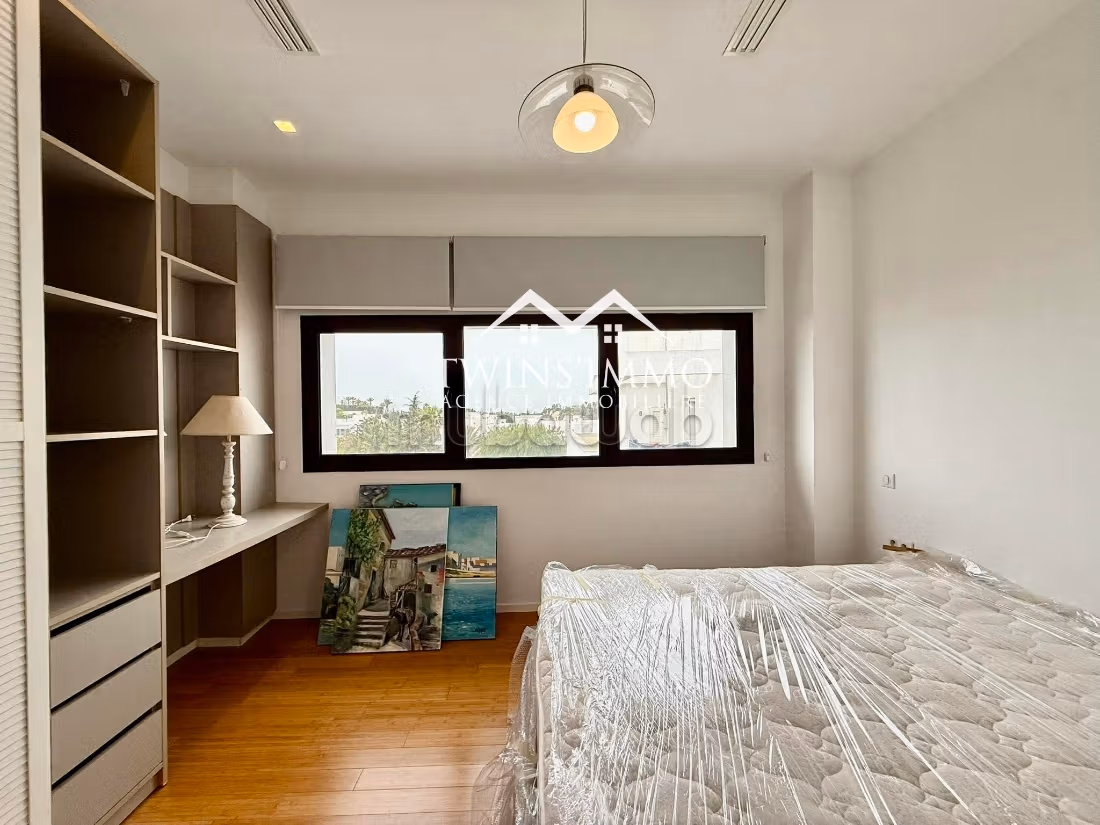 Triplex arredato, con piscina a Gammarth