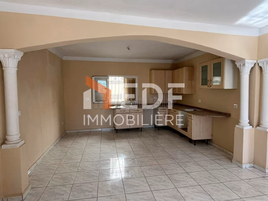 À VENDRE: DUPLEXE – Bir Zaarour, Ras Jebel