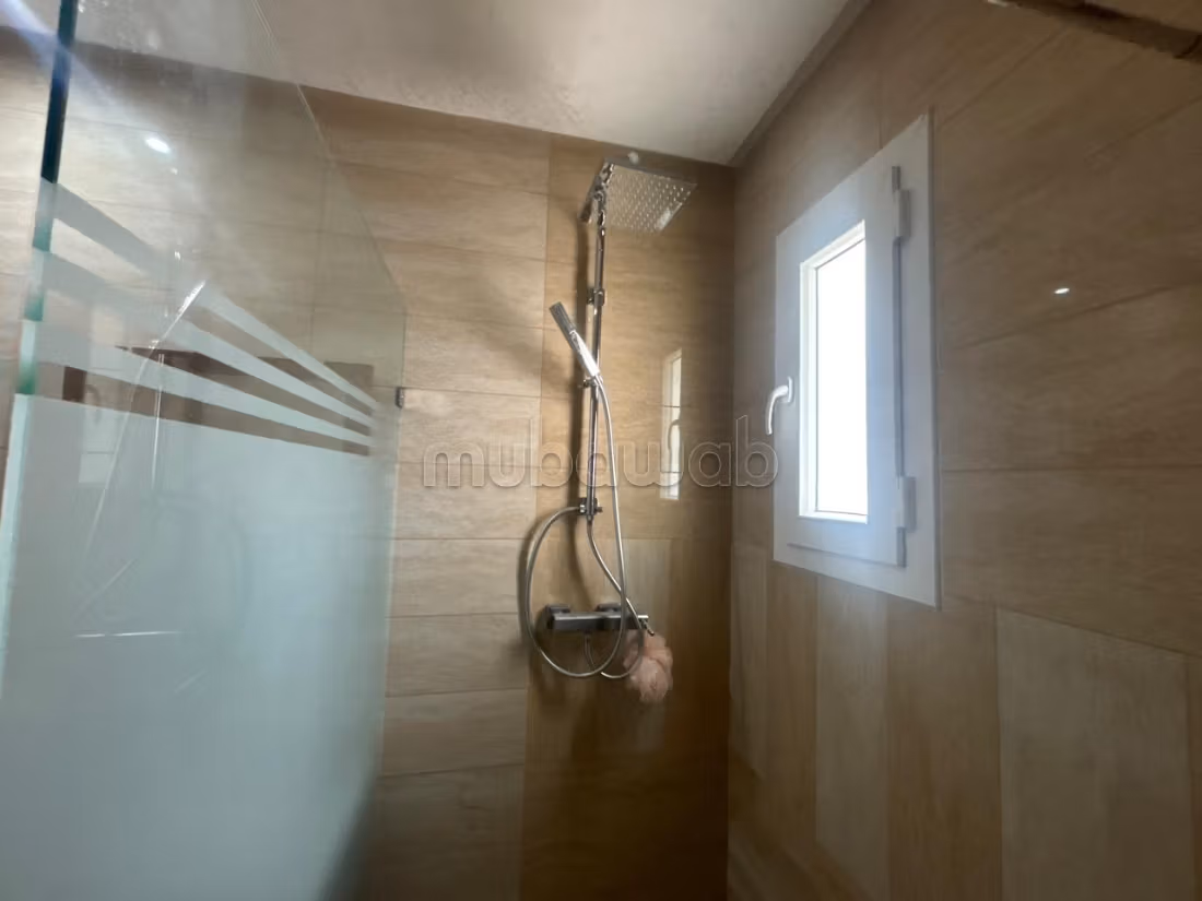 For Sale: S2 Apartment – Foot in the water