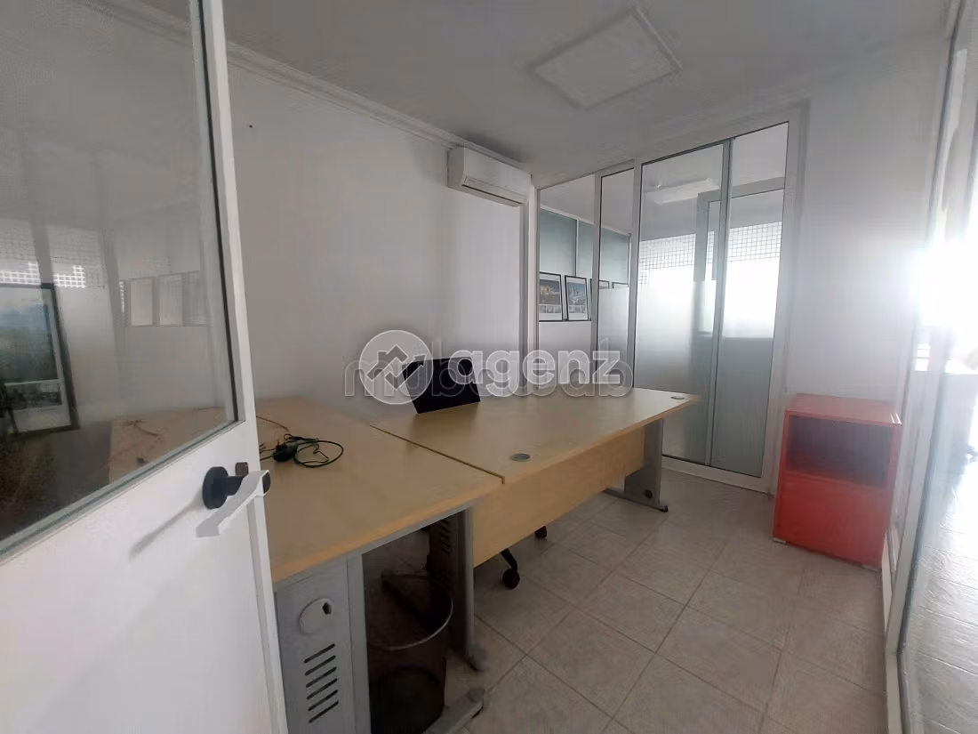 Ufficio in vendita 245 m² Ospedali Casablanca