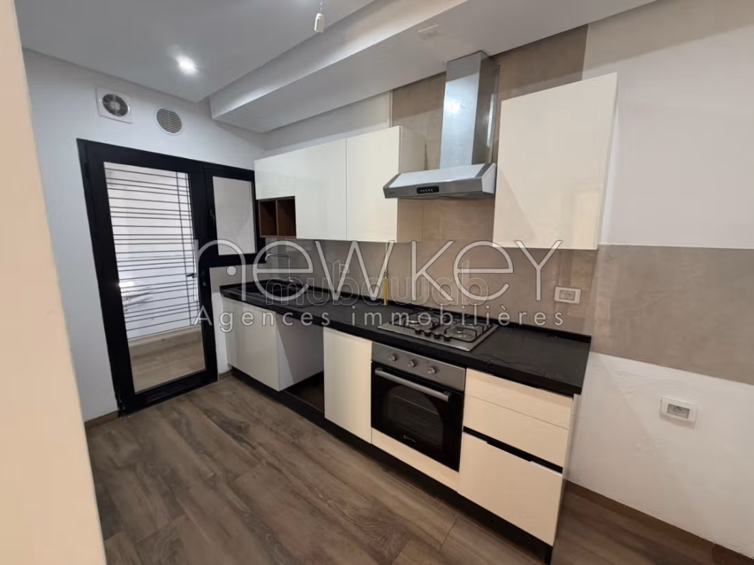 Appartement S2 avec Jardin à vendre aux Jardins de Carthage