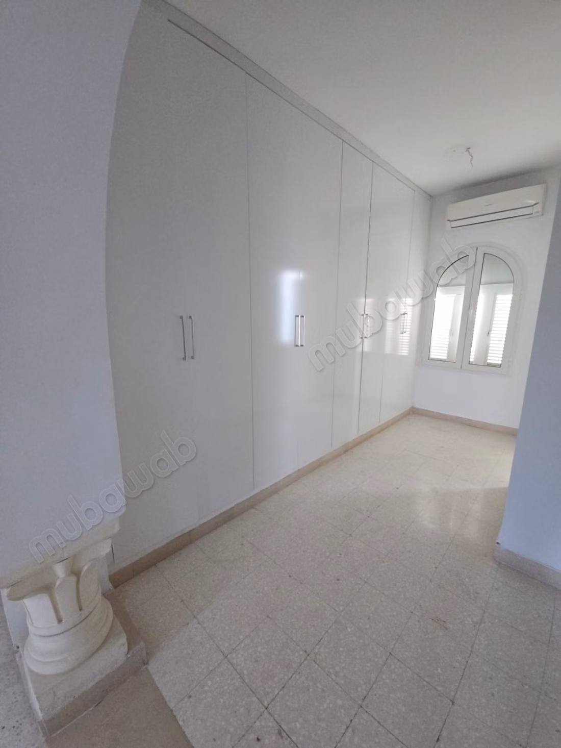 Un duplex S4 vide à la Marsa