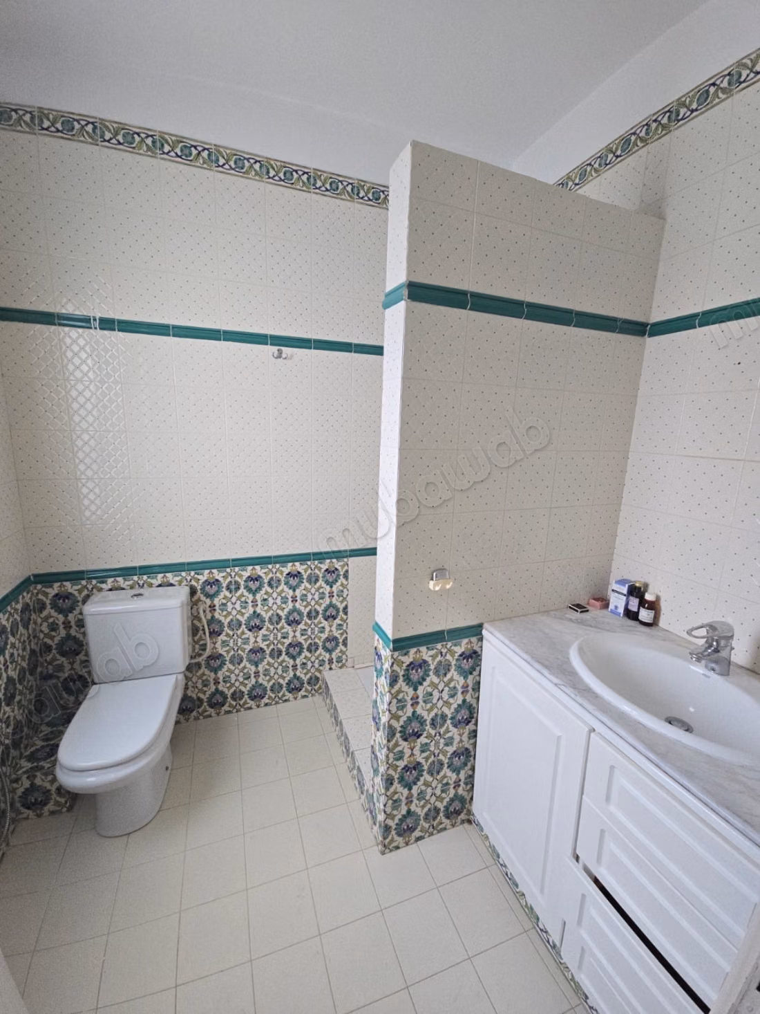 Un duplex S4 vide à la Marsa