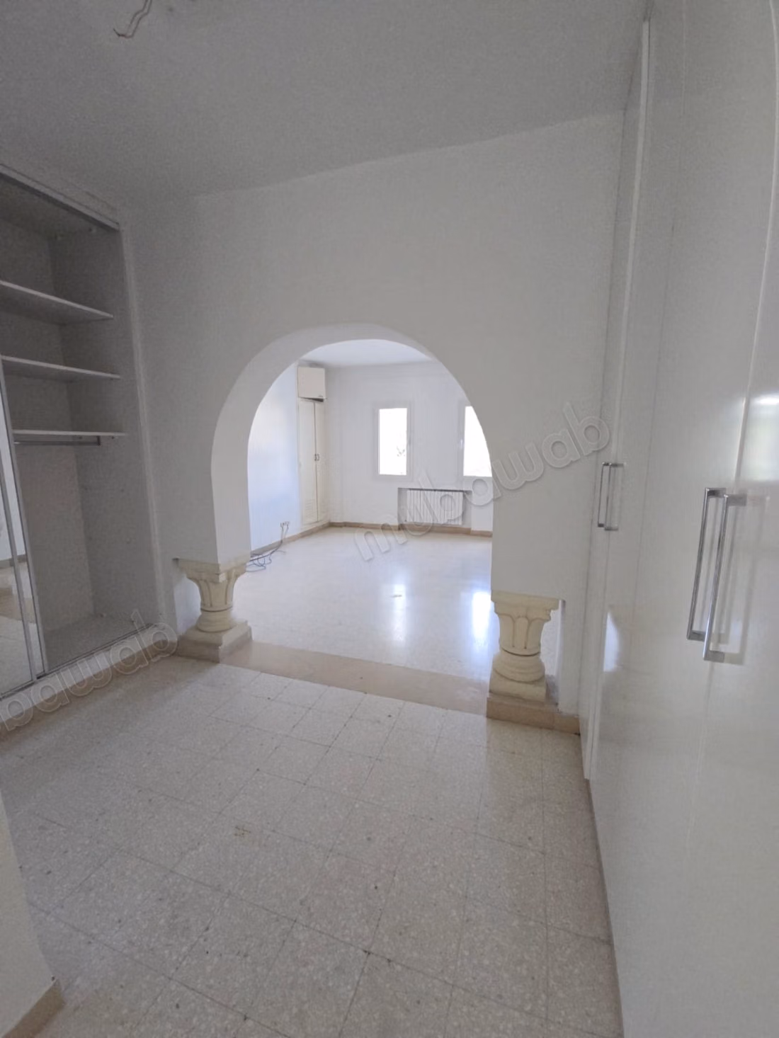 Un duplex S4 vide à la Marsa