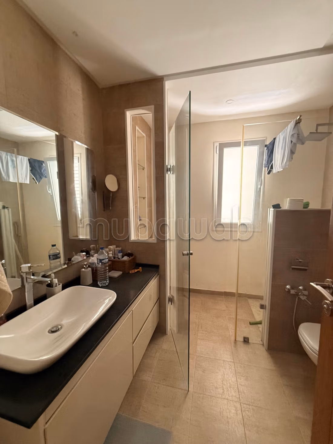 Fabulous house for rent in La Soukra. 3 beautiful rooms. Soundproofing, Secured door