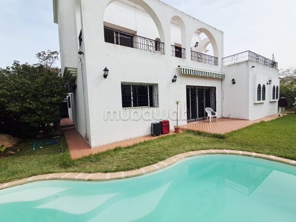 Spacieuse villa en location à Hay Riad