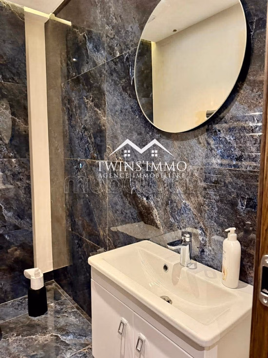 Appartamento arredato con piscina a Gammarth