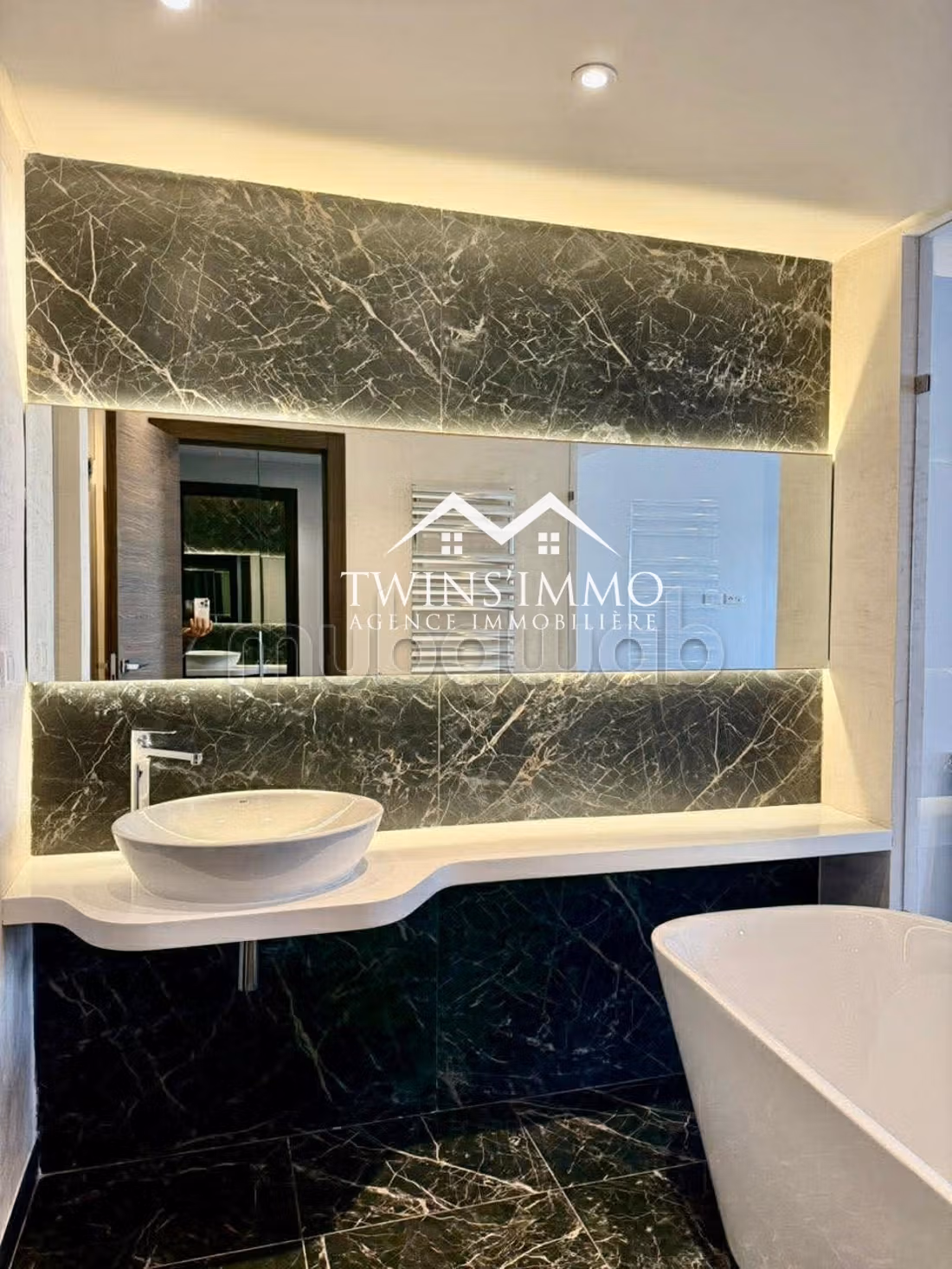 Appartamento arredato con piscina a Gammarth