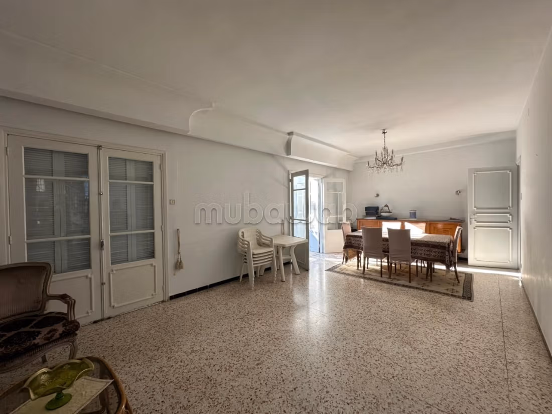 A vendre une villa à Mutuelle ville usage bureau