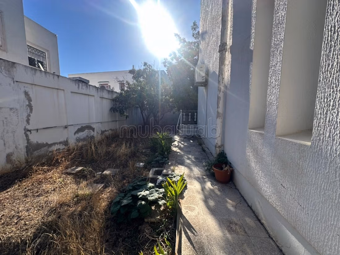 A vendre une villa à Mutuelle ville usage bureau