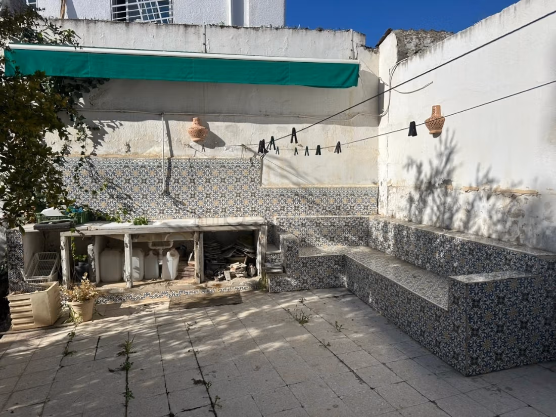 A vendre une villa à Mutuelle ville usage bureau