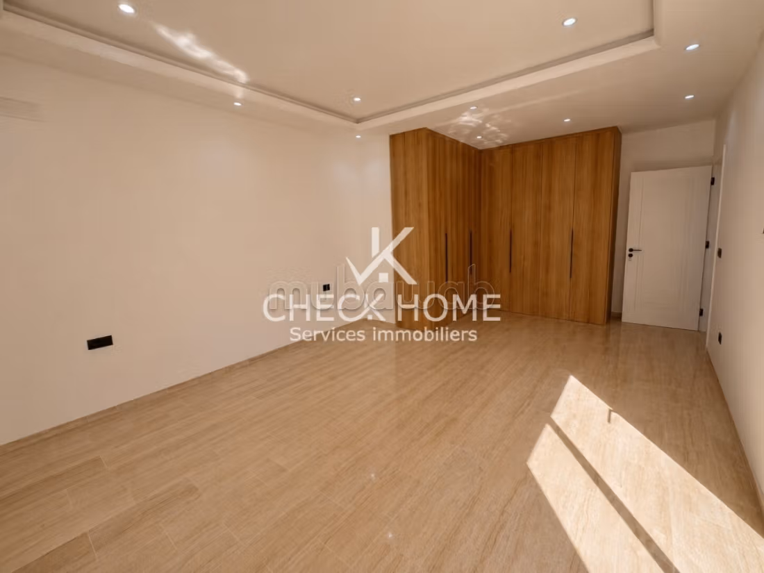 A vendre villa s4 luxe à Besbessia Hammamet