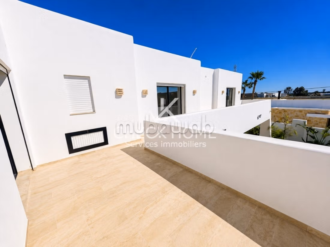 A vendre villa s4 luxe à Besbessia Hammamet