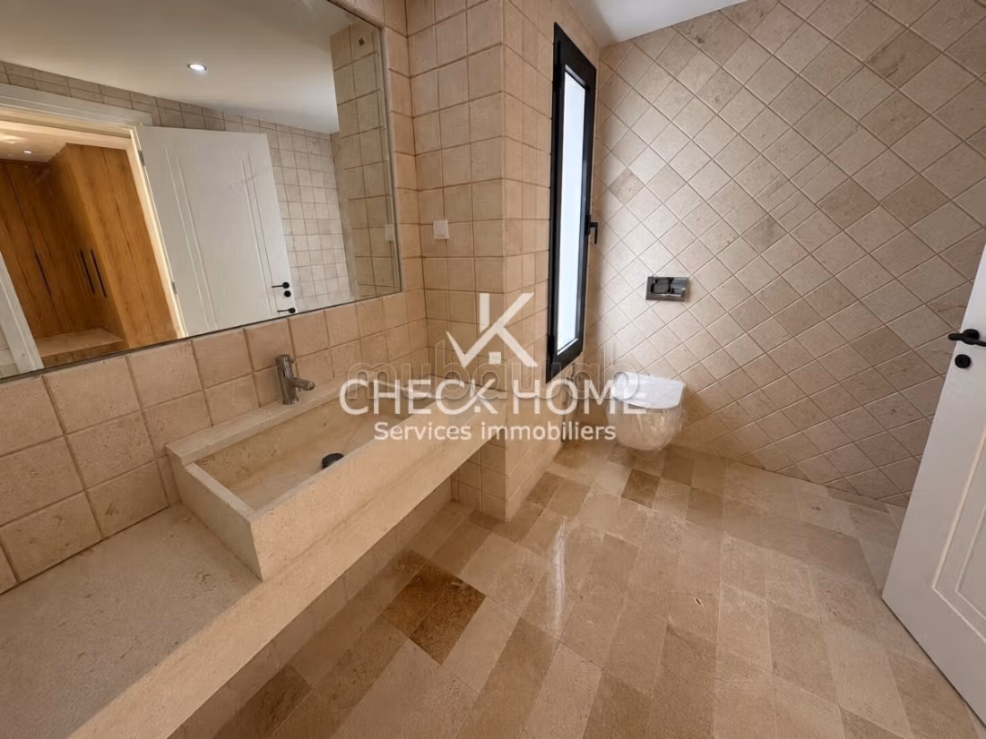A vendre villa s4 luxe à Besbessia Hammamet
