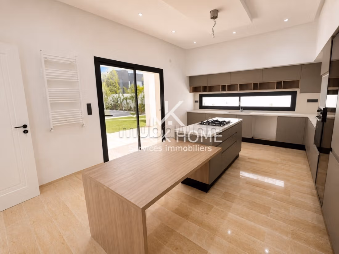A vendre villa s4 luxe à Besbessia Hammamet