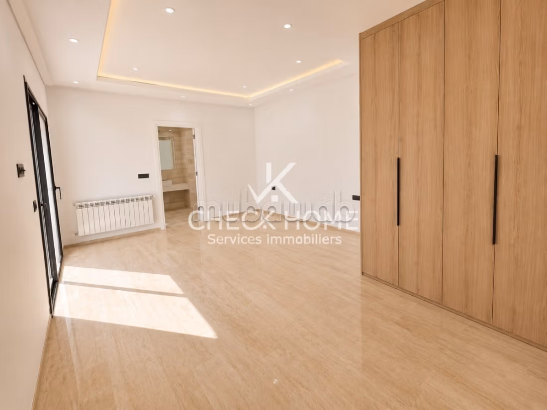 A vendre villa s4 luxe à Besbessia Hammamet