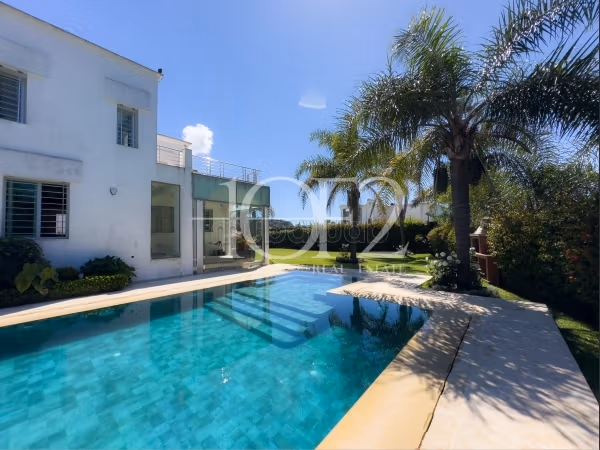 Villa avec piscine a louer à California, 
Tanger