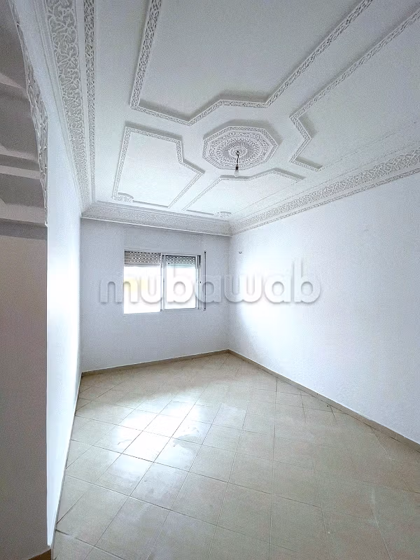 Superbe appartement à vendre à Sidi Hajji. 2 belles chambres. Terrasse