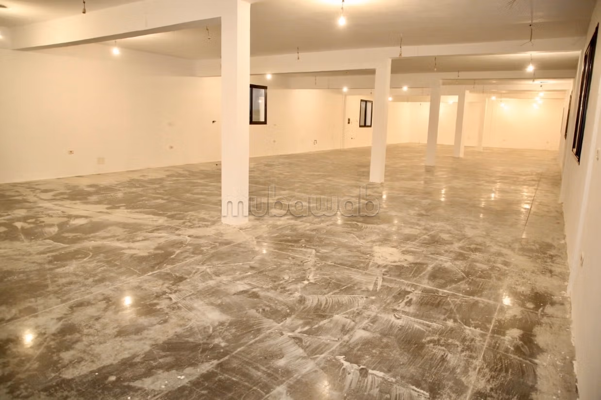 1200 m² commercial administration usine