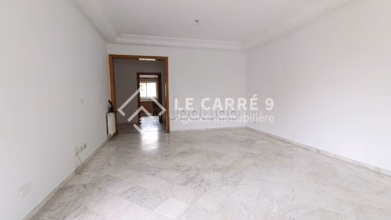 A louer un appartement S3 au Lac 2